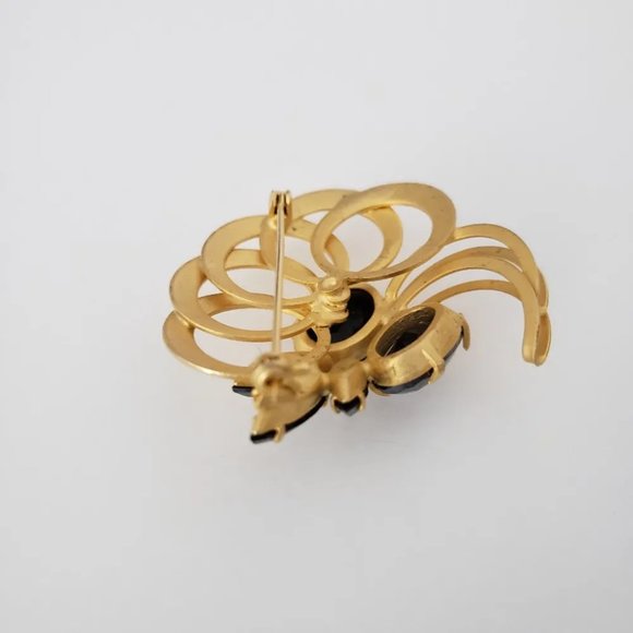 Vintage Goldtone & Faux Black Alaskan Diamond Brooch - Picture 2 of 4